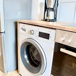 Апартаменти Urbaner Komfort In Zentrumsnaehe, Balkon, Bis 6 Personen
