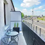 Urbaner Komfort In Zentrumsnaehe, Balkon, Bis 6 Personen Апартаменти