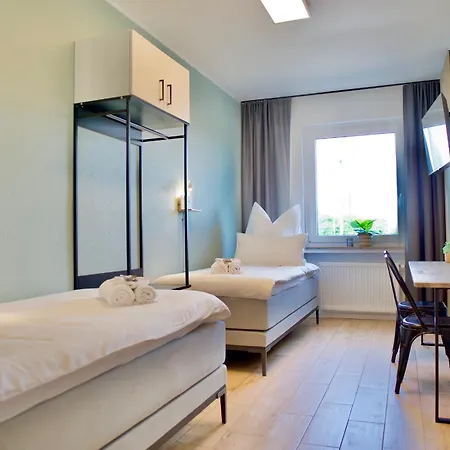 Appartamento Urbaner Komfort In Zentrumsnaehe, Balkon, Bis 6 Personen Brema