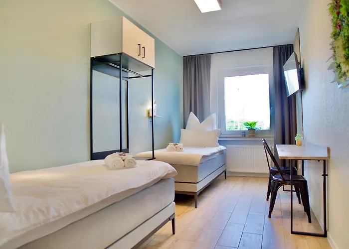 Апартаменты Urbaner Komfort In Zentrumsnaehe, Balkon, Bis 6 Personen Бремен