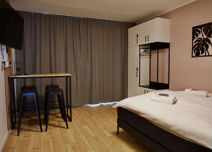 Urbaner Komfort In Zentrumsnaehe, Balkon, Bis 6 Personen Апартаменты