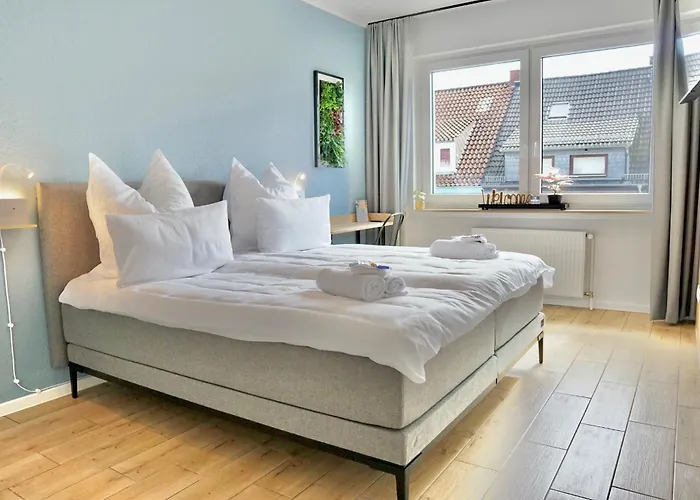 Апартаменты Urbaner Komfort In Zentrumsnaehe, Balkon, Bis 6 Personen *