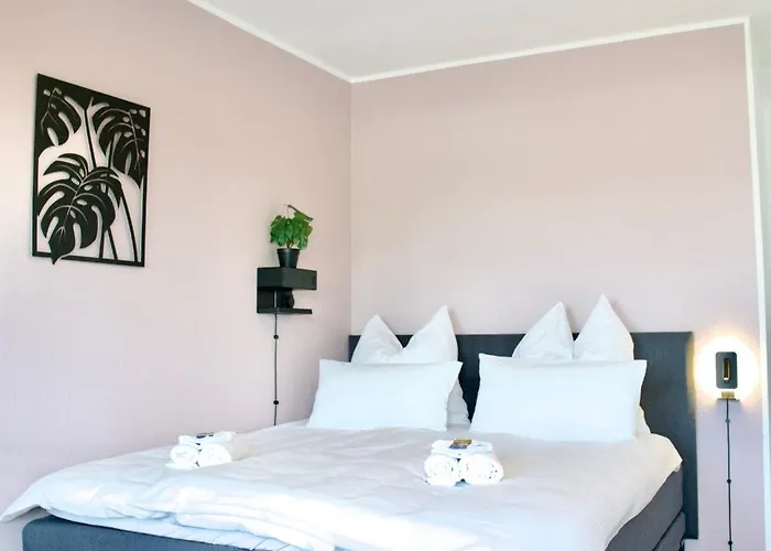 Urbaner Komfort In Zentrumsnaehe, Balkon, Bis 6 Personen * Бремен